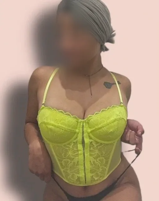 Aya, 27 anni